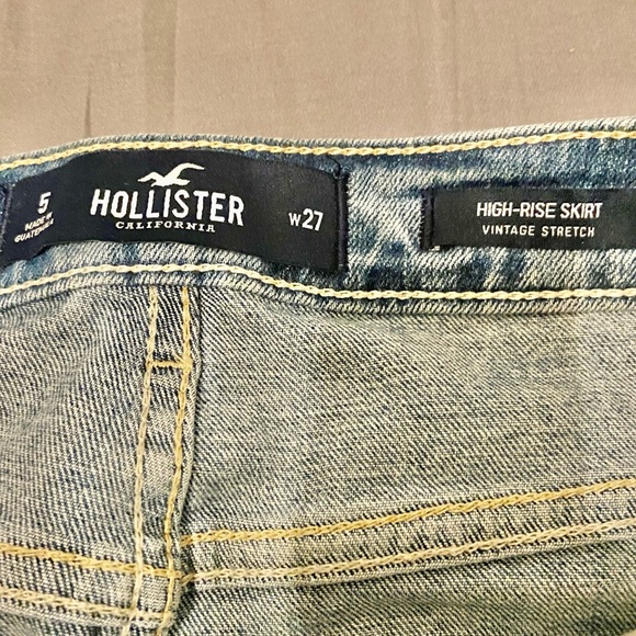 HOLLISTER Distressed Denim Skirt size 5 - Picture 5 of 6